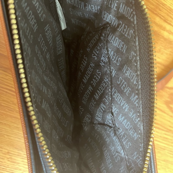 Steve Madden crossbody like new - Picture 3 of 4